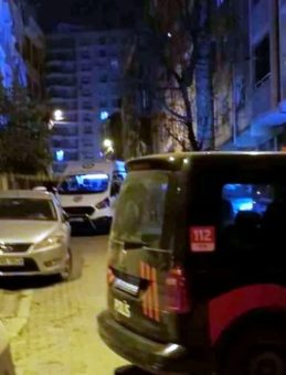 Eski Sevgilisinin Evini Bastı, Taşlayıp Rastgele Ateş Etti