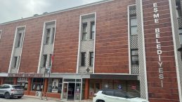 Eşme Belediye Başkanı Tozan ve 2 belediye &ccedil;alışanı irtikap soruşturmasında tutuklandı