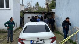 Evlat dehşeti: Annesini &ouml;ld&uuml;rd&uuml;kten sonra kendi hayatına son verdi