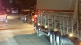 Feci olay&hellip; Kavga ettikleri kişileri ara&ccedil;la ezdiler: 1 &ouml;l&uuml;, 1 yaralı