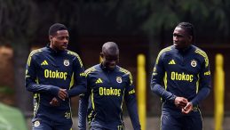 Fenerbah&ccedil;e, &Ccedil;aykur Rizespor ma&ccedil;ının hazırlıklarını s&uuml;rd&uuml;rd&uuml;