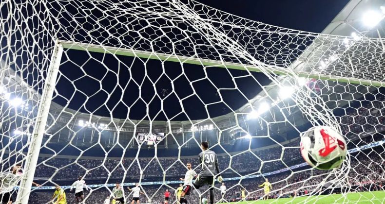 Fenerbah&ccedil;e derbide yarın Beşiktaş'ı konuk edecek!