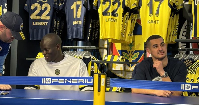 Fenerbah&ccedil;e'de Kante ve Levent Mercan Taraftarlarla Buluştu!