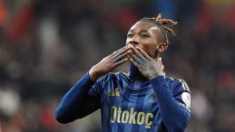 Fenerbah&ccedil;e'de Nene Mutluluğu!