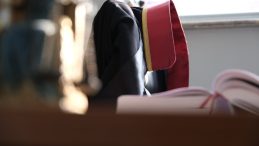 Fenomen Heves G&uuml;zel hakkında 10 yıla kadar hapis talebi