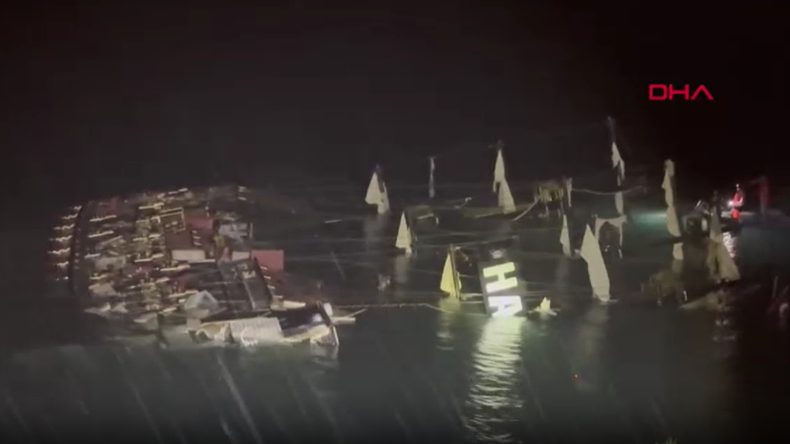 Fethiye'de tur teknesi battı: 6 kişi kurtarıldı, 1 kişi kayıp