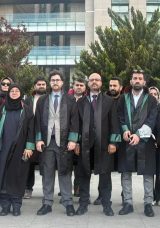 Filistinli Esirler İ&ccedil;in İsrail&rsquo;e Su&ccedil; Duyurusu: Zulme Sessiz Kalmadılar