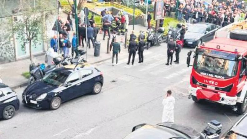 Film gibi soygun: Bankayı soyup t&uuml;nelden ka&ccedil;tılar