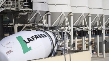 Fransız &ccedil;imento firması Lafarge, ter&ouml;r finansmanından h&uuml;k&uuml;m giydiği davada temyize gidecek