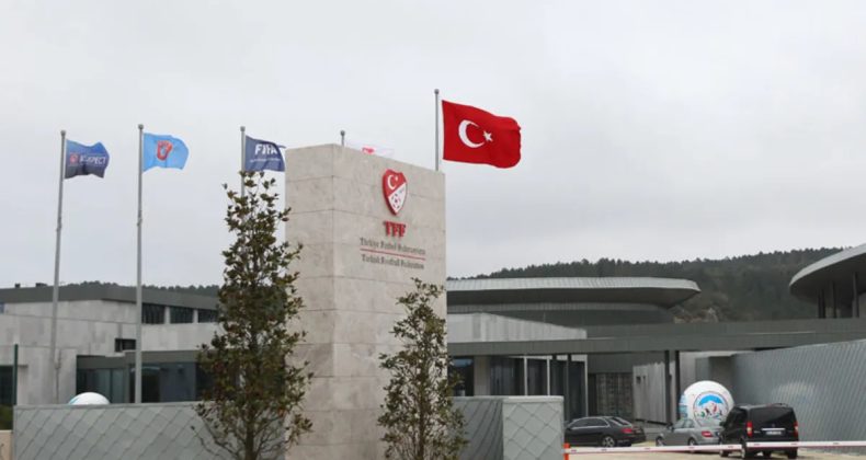 Galatasaray, G&ouml;ztepe ma&ccedil;ı nedeniyle PFDK'ya sevk edildi!