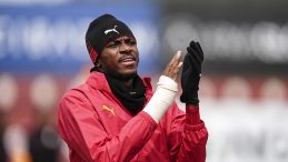 Galatasaray'da Osimhen Kupa Ma&ccedil;ında D&ouml;necek!