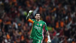 Galatasaray&rsquo;da Uğurcan &Ccedil;akır&rsquo;dan Ederson cevabı!