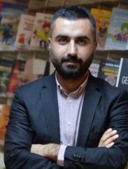 Gazeteci Alican Uludağ hakkında hazırlanan iddianamenin detayları ortaya &ccedil;ıktı: "Dezenformasyon i&ccedil;erikli paylaşımlar&hellip;"
