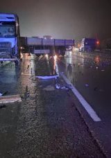 Gaziantep'te feci kaza: TIR ile kamyonet &ccedil;arpıştı! 1 &ouml;l&uuml;, 1 yaralı