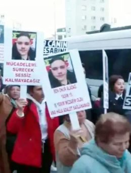 Gece kul&uuml;b&uuml;ndeki yangında hayatını kaybeden 29 kişinin anısına y&uuml;r&uuml;y&uuml;ş d&uuml;zenlendi