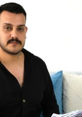 Gen&ccedil; Adam Kabusu Yaşadı! Arkadaşına G&uuml;vendi, IBAN&rsquo;ını Verdi, Hayatı Karardı!