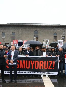 G&ouml;z&uuml; D&ouml;nm&uuml;ş Siyonistlerin İnsanlığa A&ccedil;tığı Savaş