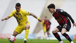 G&uuml;mr&uuml;k&rsquo;&uuml; yenen Ey&uuml;p nefes aldı