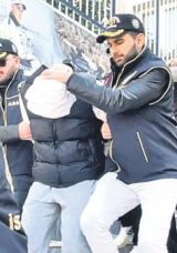 Hara&ccedil; &ccedil;etesine operasyon: 11 g&ouml;zaltı