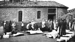 Hastane &Ccedil;adırındaki &Ccedil;anakkale