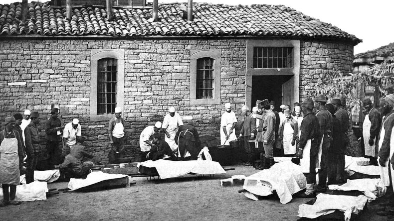 Hastane &Ccedil;adırındaki &Ccedil;anakkale