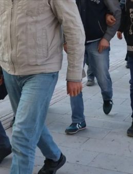 Hatay&rsquo;da G&ouml;&ccedil;men Ka&ccedil;ak&ccedil;ılığına Ge&ccedil;it Verilmedi: 14 Yabancı Uyruklu Yakalandı!