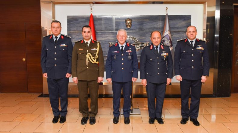 Hava Kuvvetleri Komutanı Orgeneral Kadıoğlu, Mısır'dan gelen askeri heyeti kabul etti