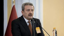 İbrahim Hatipoğlu: Hakem hatalarından en &ccedil;ok puan kaybetmiş takım Galatasaray&rsquo;dır!