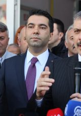 İ&ccedil;işleri Bakanı &Ccedil;ift&ccedil;i&rsquo;ye davullu zurnalı karşılama; Vatandaşlardan sevgi seli