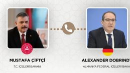 İ&ccedil;işleri Bakanı Mustafa &Ccedil;ift&ccedil;i Alman mevkidaşı ile g&ouml;r&uuml;şt&uuml;!