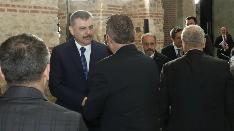 İ&ccedil;işleri Bakanı Mustafa &Ccedil;ift&ccedil;i a&ccedil;ıkladı: Okul g&uuml;venliğine destek!