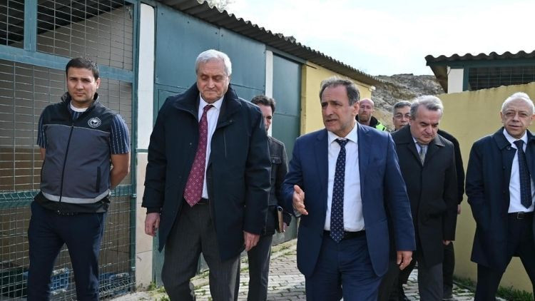 İ&ccedil;işleri Bakanlığı harekete ge&ccedil;ti&hellip; Vahşet yaşanan barınakta inceleme