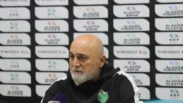 Iğdır FK'da Hikmet Karaman'dan hakem tepkisi!