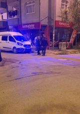 Iğdır'da evde esrarengiz &ouml;l&uuml;m: 2 kişi silahla vurulmuş halde bulundu