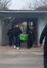 İki kardeş babalarını katletti