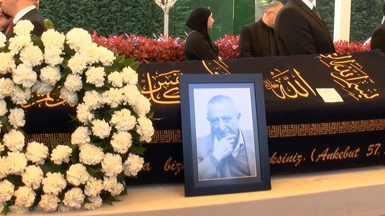 İş İnsanı Mahmut &Ccedil;alık Son Yolculuğuna Uğurlandı