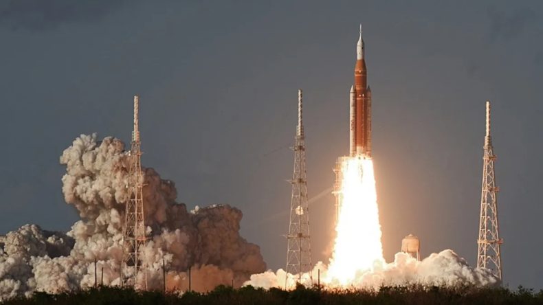 İnsanlık yeniden Ay yolunda! Artemis II g&ouml;revi başladı