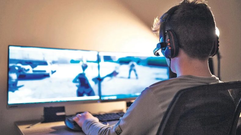 İnternetteki 3 bin i&ccedil;erik i&ccedil;in harekete ge&ccedil;ildi