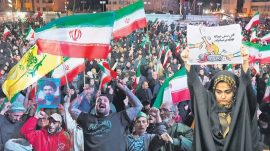 İran Halkı Tek Y&uuml;rek