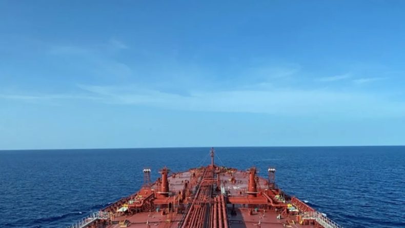 İran: İran petrol tankeri ABD tehdidine rağmen &uuml;lke kara sularına girdi