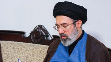 İran lideri Hamaney'den "H&uuml;rm&uuml;z" mesajı: Yeni bir aşamaya taşıyacağız