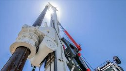 İran'dan Lavan Petrol Rafinerisi A&ccedil;ıklaması: 2 Ayda Eski Kapasitesinin Y&uuml;zde 80'ine Ulaşacak