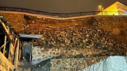 İspir&rsquo;de Heyelan: 2 Konut Boşaltıldı