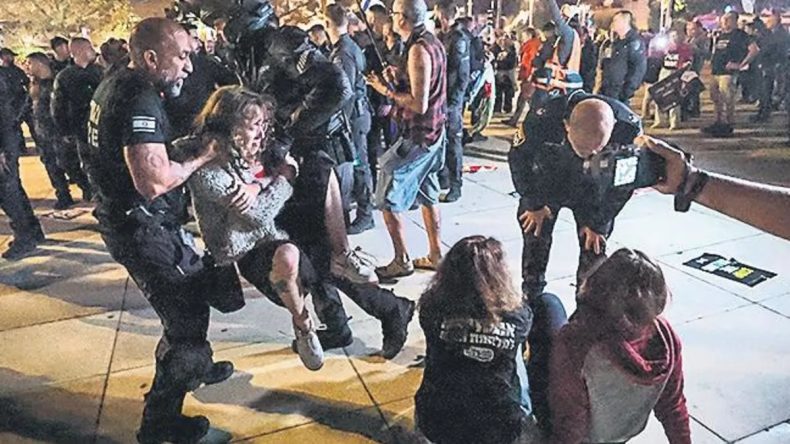 İsrail'de 'Savaşa Hayır' Diyenlere Kelep&ccedil;e