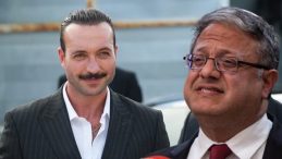 İsrail'den Eşref R&uuml;ya Oyuncusuna Tehdit