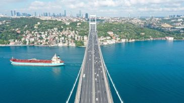İstanbul Boğazı Deniz Trafiğine Kapatılacak