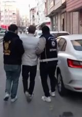 İstanbul merkezli 6 ilde "sahte belgelerle ikamet izni" operasyonu: 51 g&ouml;zaltı