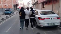 İstanbul merkezli 6 ilde "sahte belgelerle ikamet izni" operasyonu: 51 g&ouml;zaltı