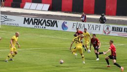 İstanbulspor, Vanspor'u deplasmanda devirdi!