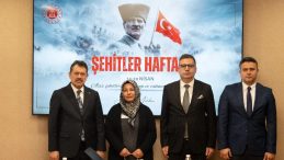 İzmir Adliyesi&rsquo;nde Şehit Yakınları Ağırladı